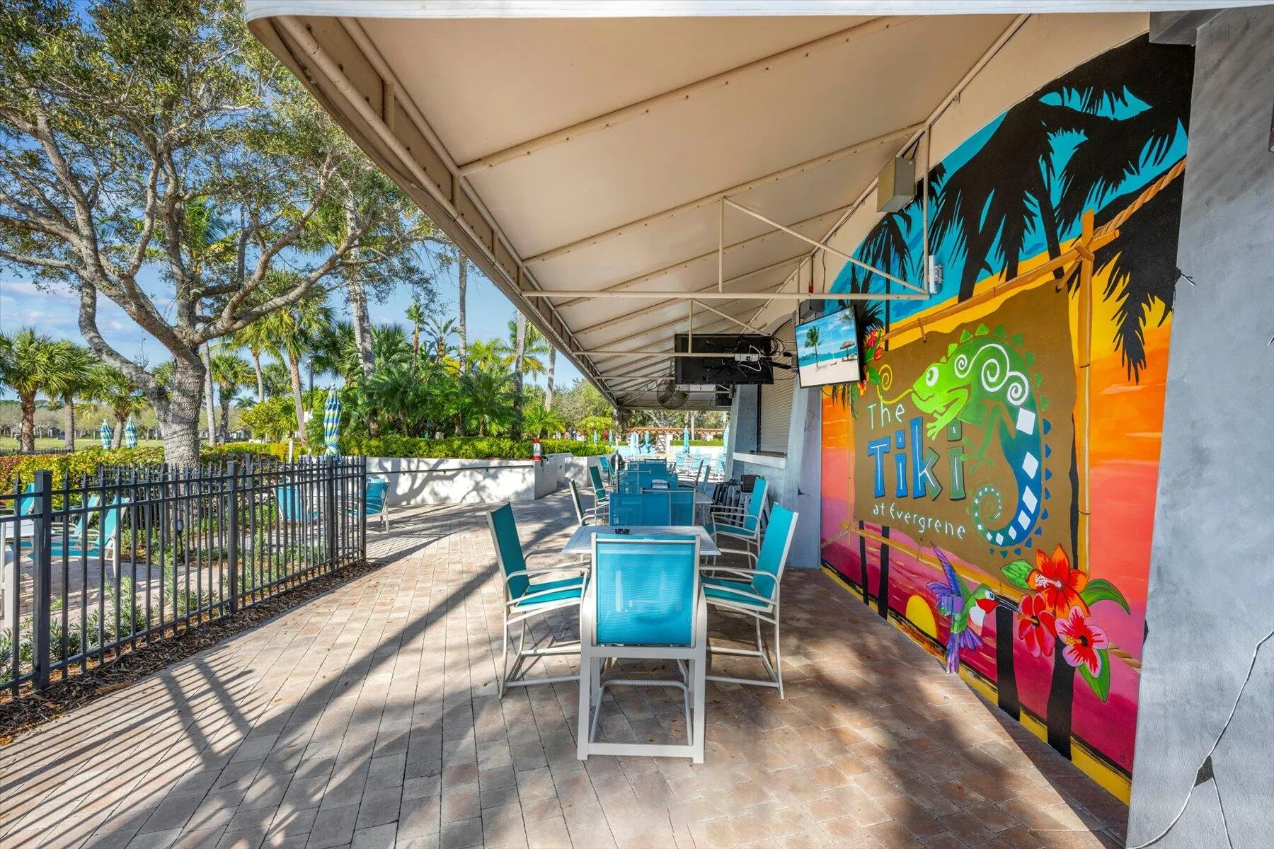 tiki bar