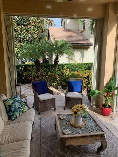 lanai