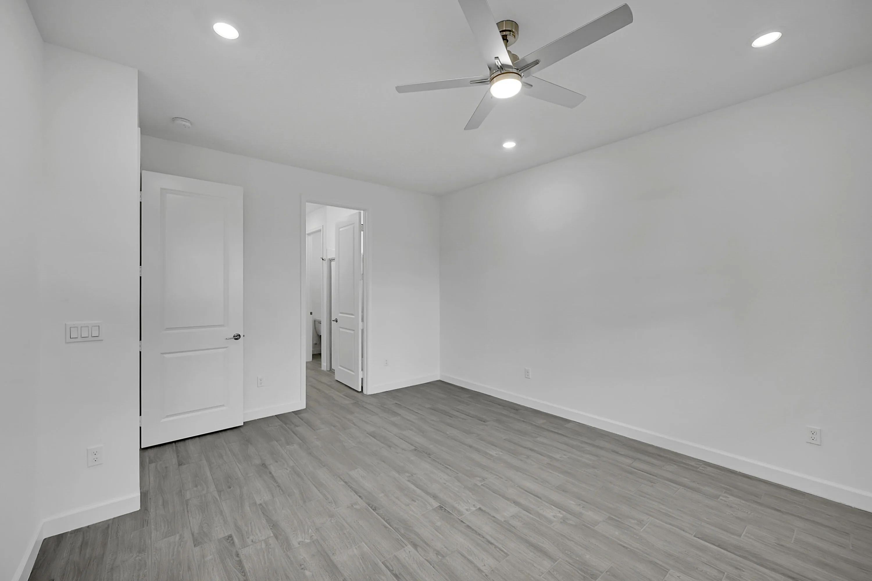 5742 Graceful Way