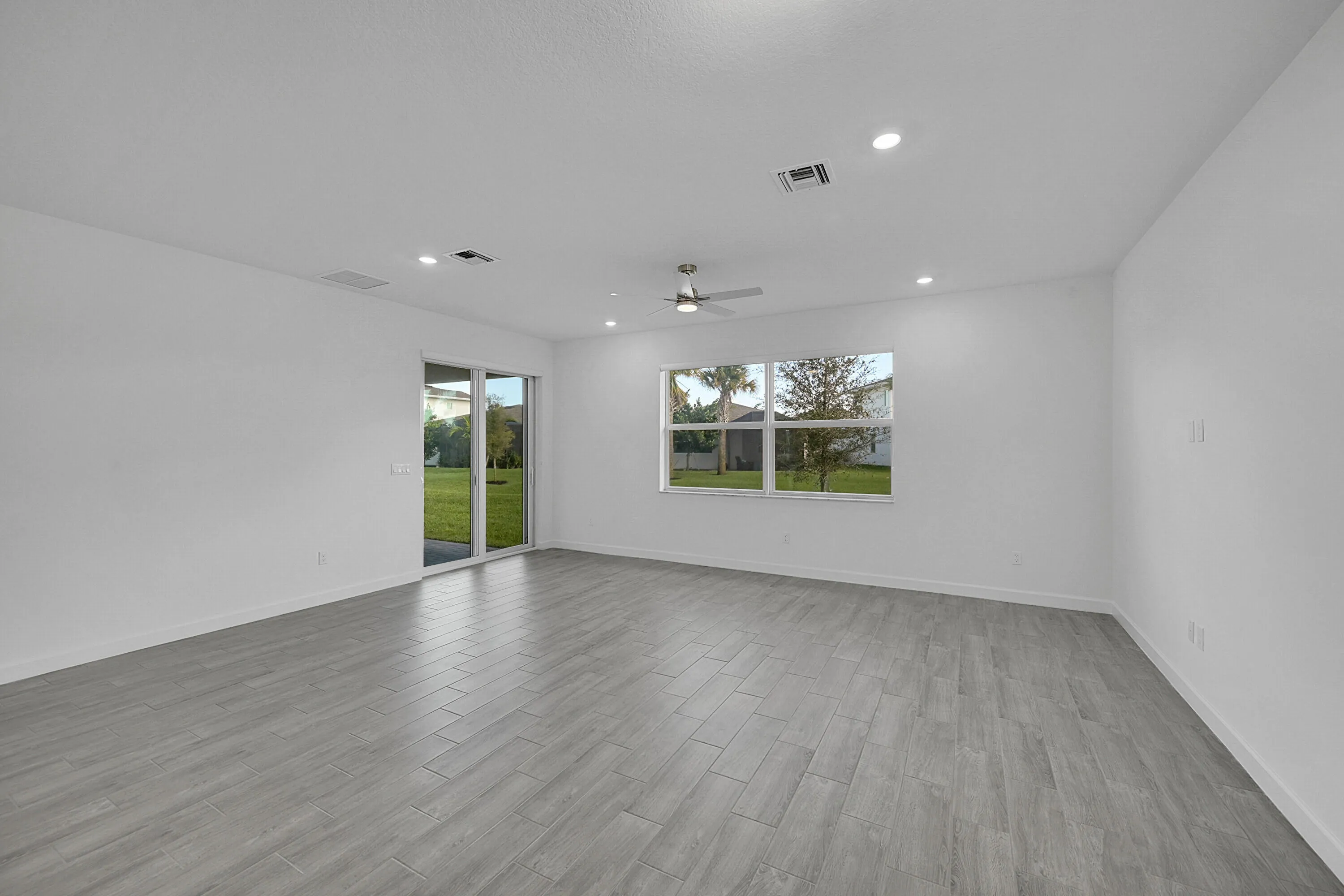5742 Graceful Way