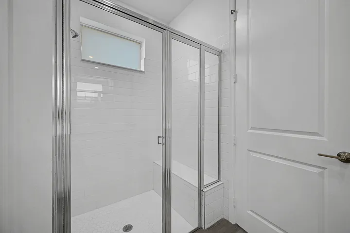 5742 Graceful Way