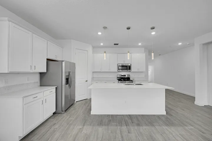 5742 Graceful Way