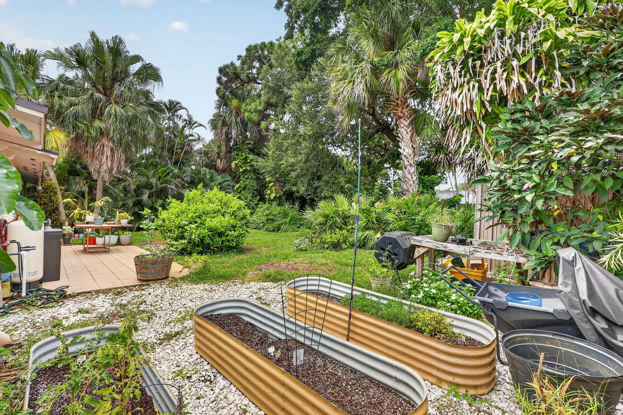 Property photo 37
