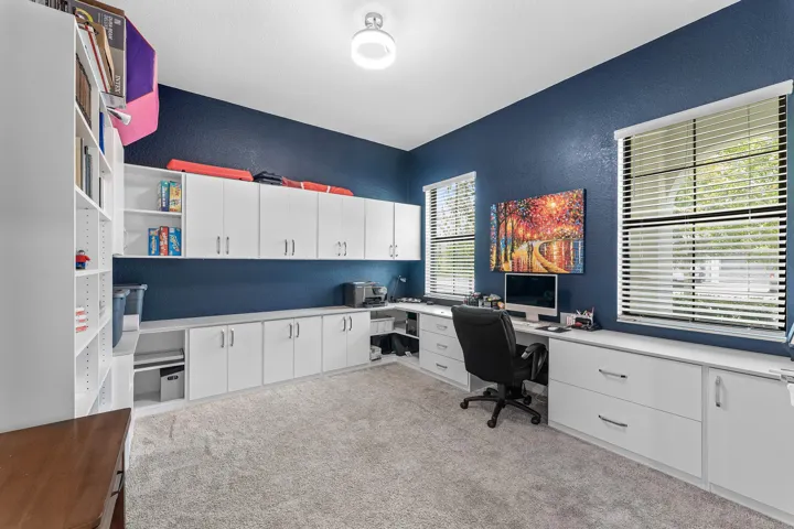 DEN | OFFICE