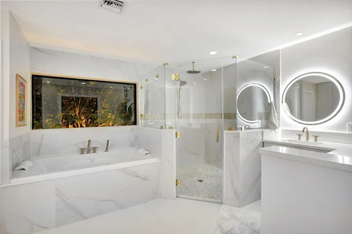 Soaking Tub
