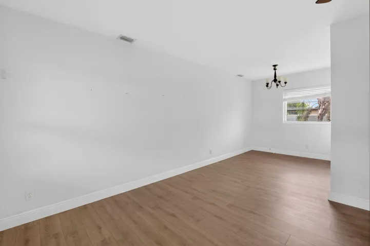 living / dining