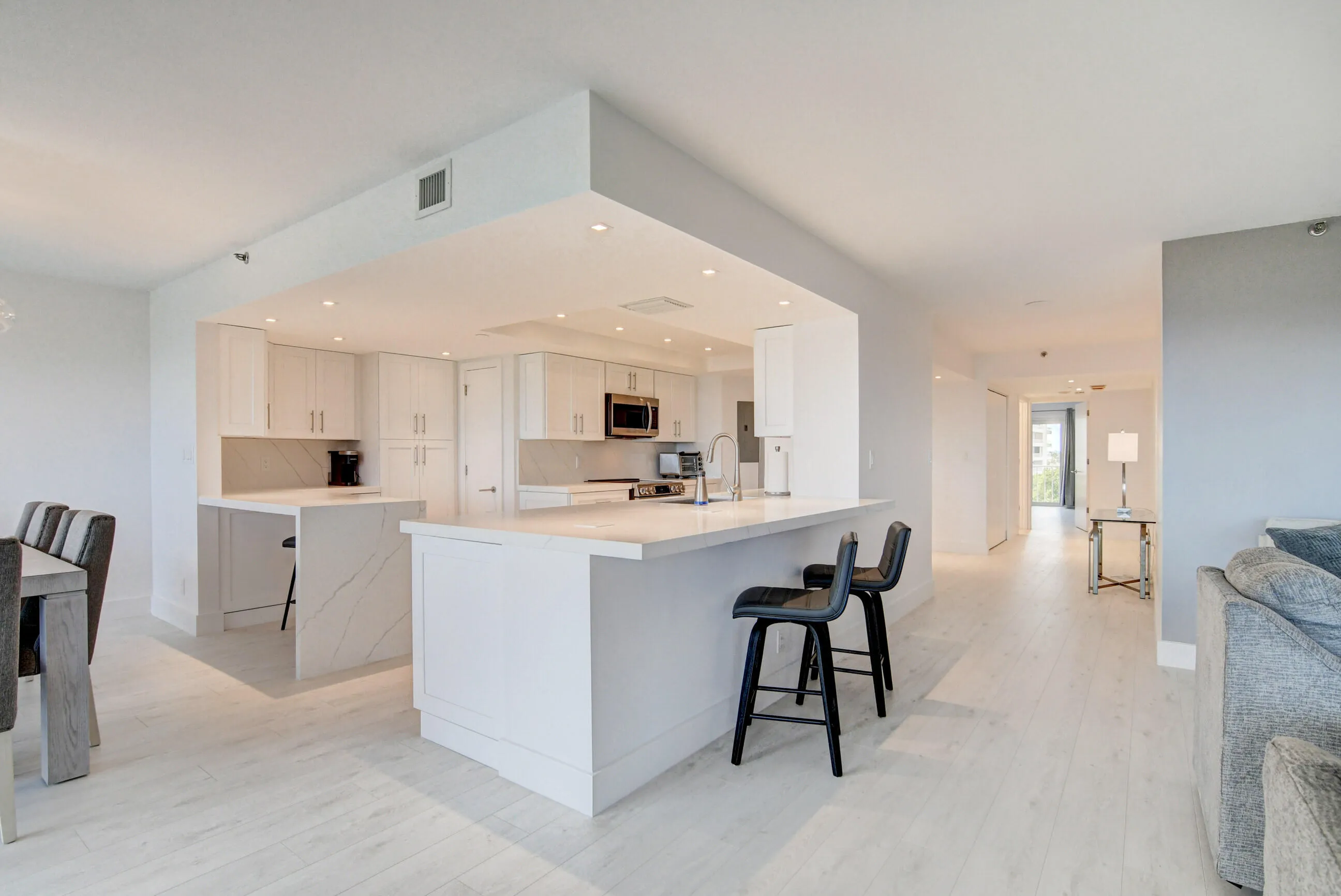 Open Kitchen