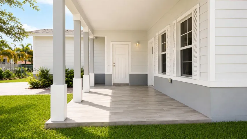 Private Room Entrance