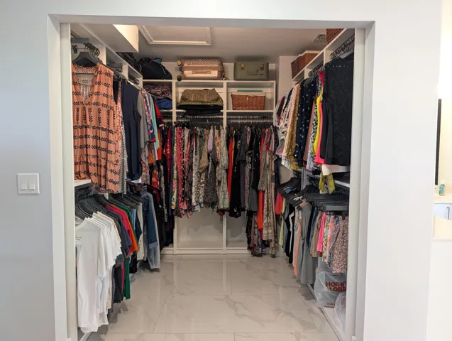 primary closet 2