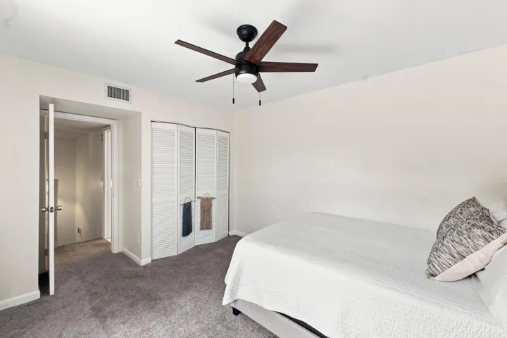 8554 Boca Rio Dr_025