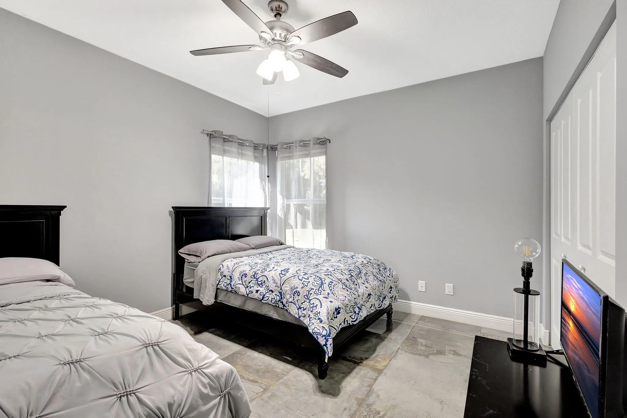 Property photo 31