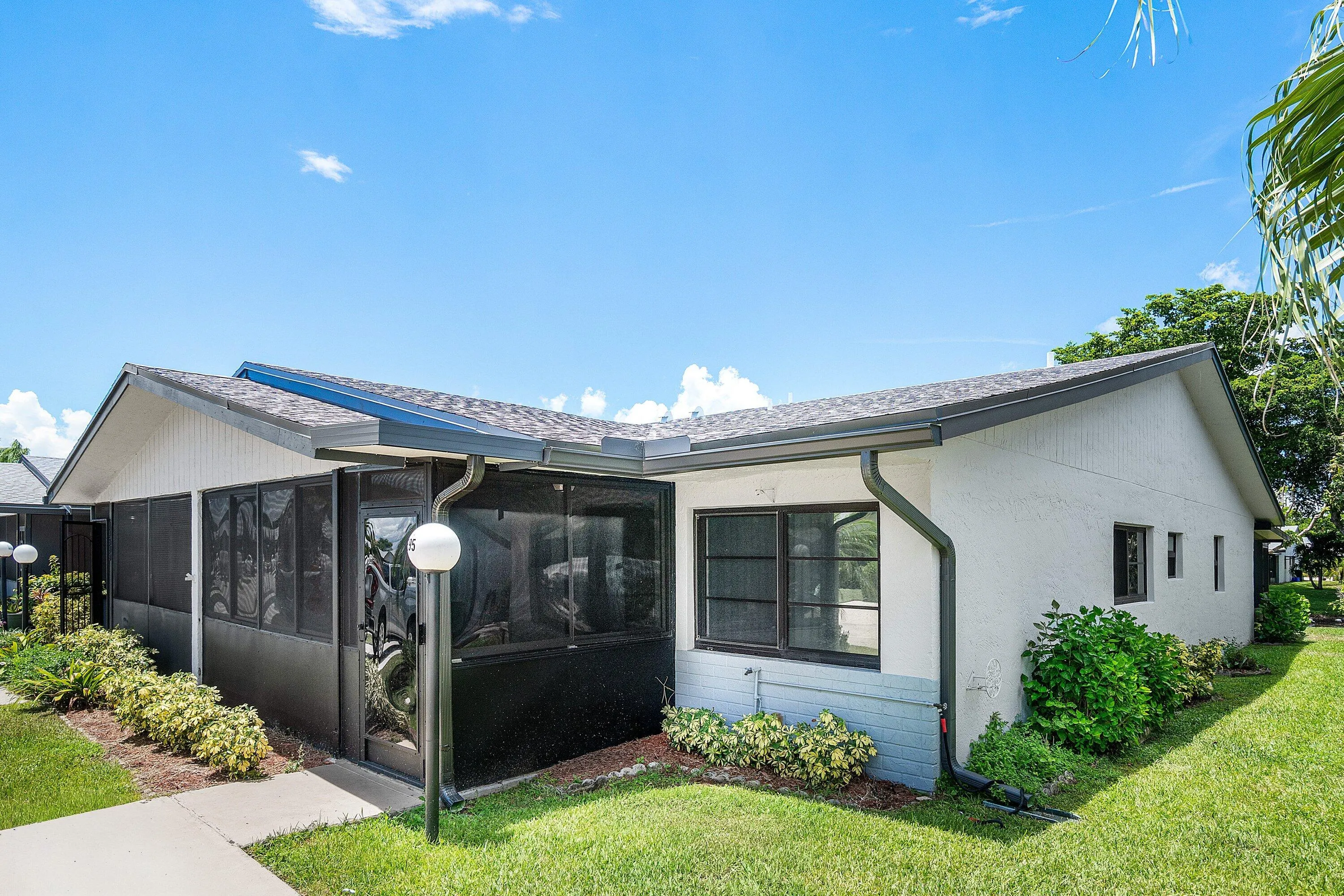 004-14595LucyDrive-DelrayBeach-FL-33484-