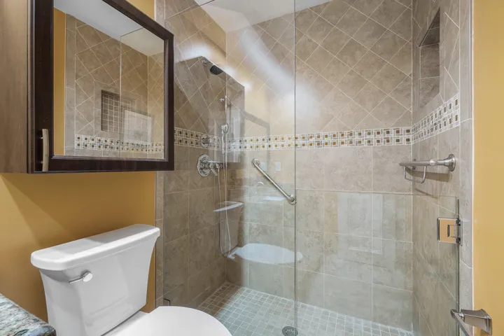 031-14595LucyDrive-DelrayBeach-FL-33484-