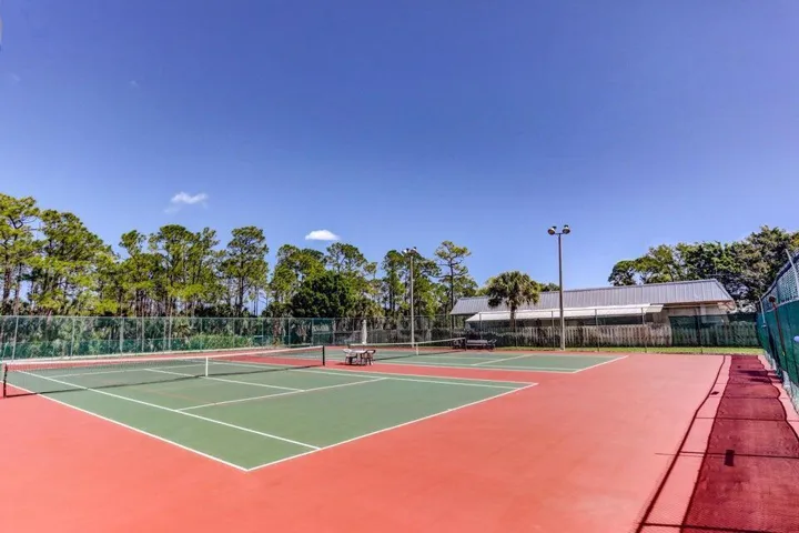 Tennis