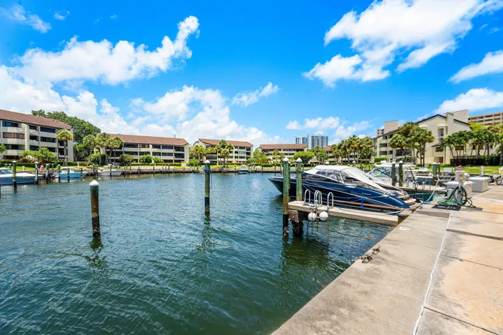 060-1125MarineWayEast-J3L-NorthPalmBeach