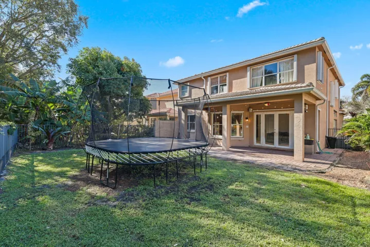 11394 Millpond Greens Dr - 66.jpg-SMALL