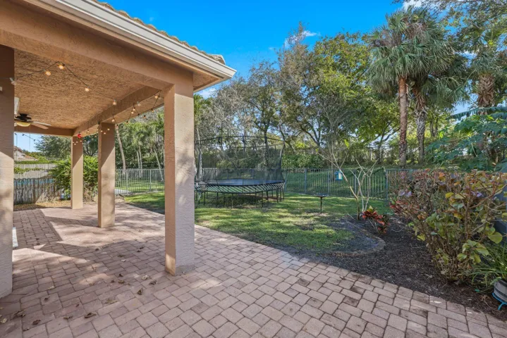 11394 Millpond Greens Dr - 62.jpg-SMALL