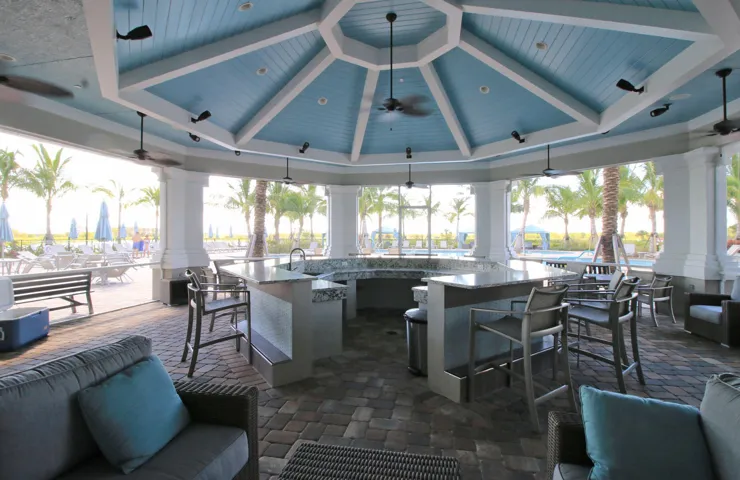 Outdoor Bar