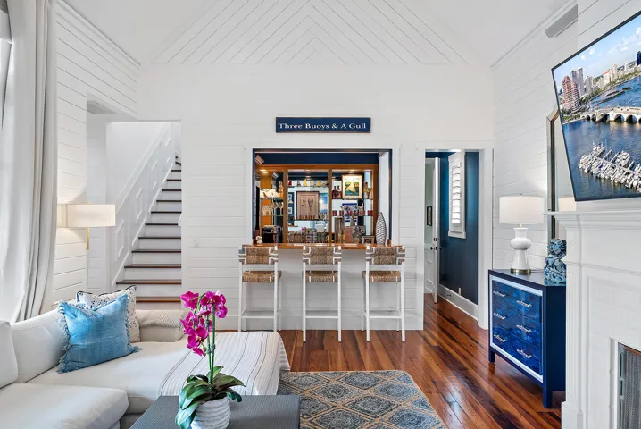 410 Old Towne Ln-9