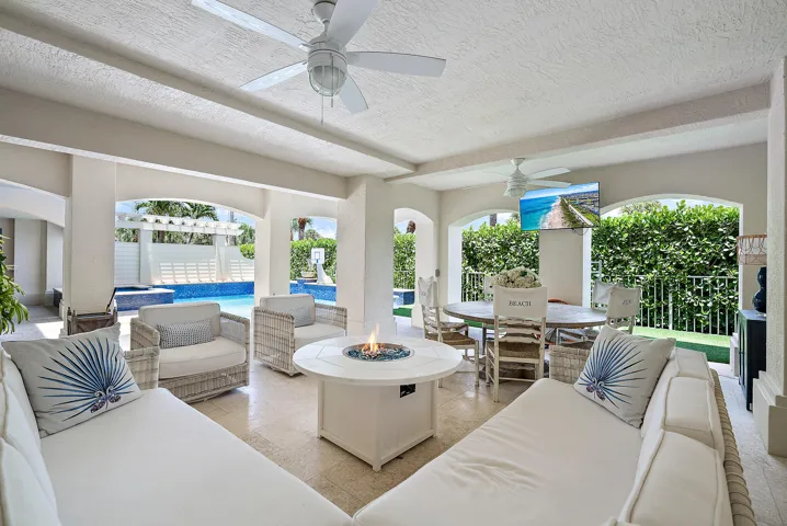 410 Old Towne Ln-36
