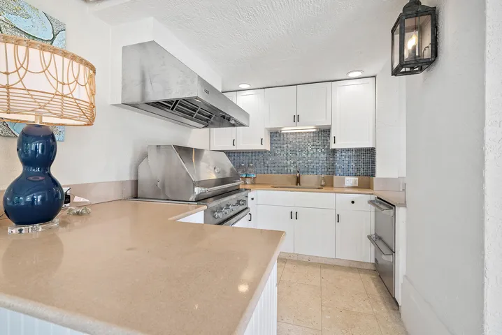 410 Old Towne Ln-35