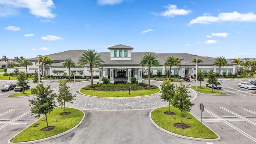 37,000-square foot Clubhouse