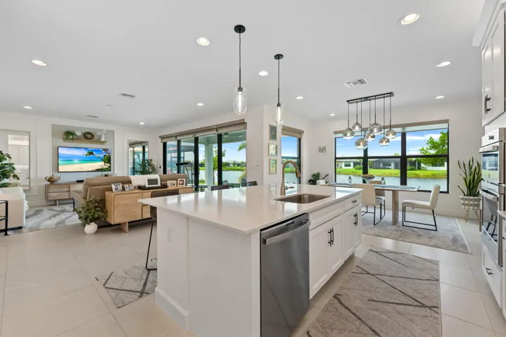 Spacious Kitchen Island