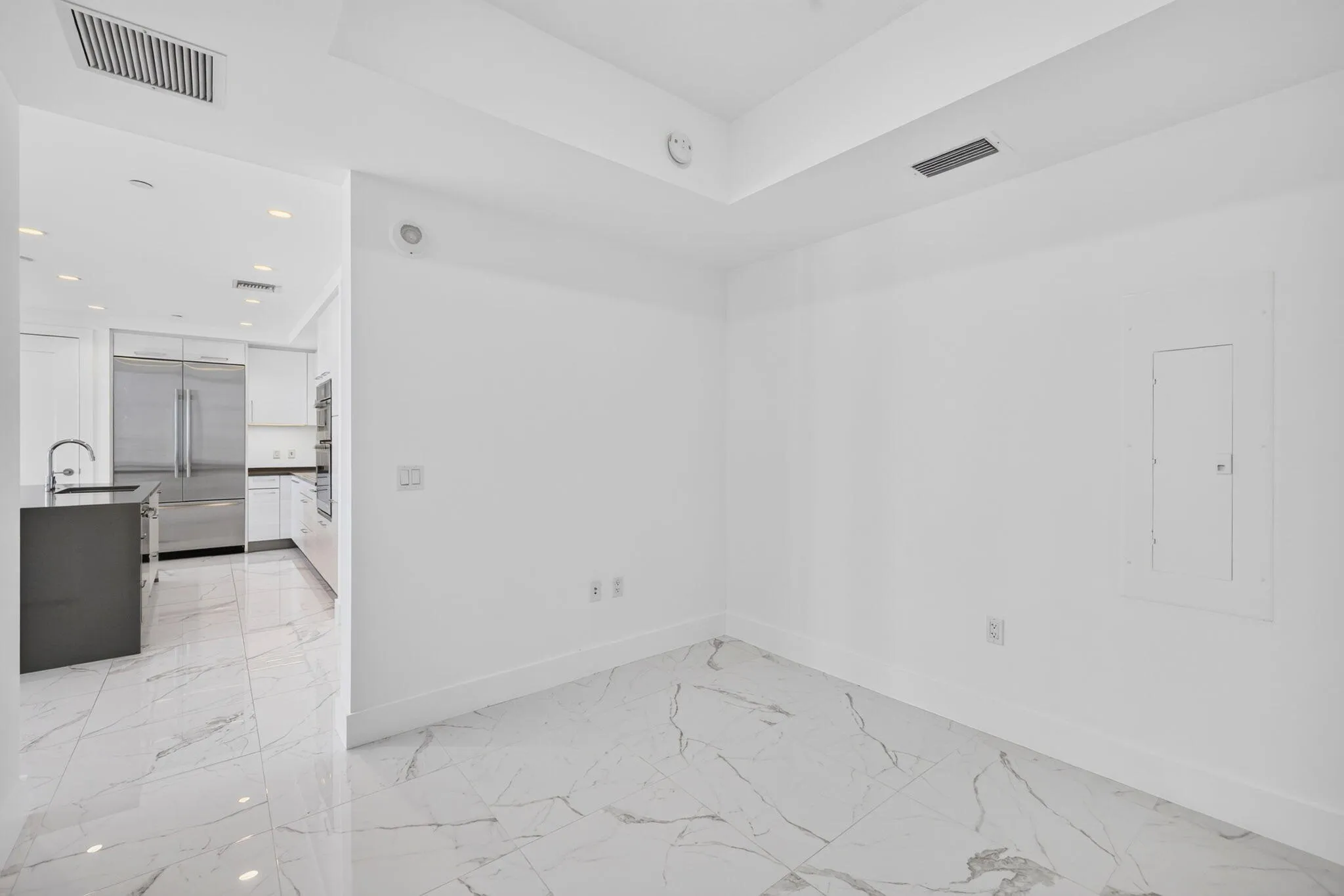 21-web-or-mls-699A7883