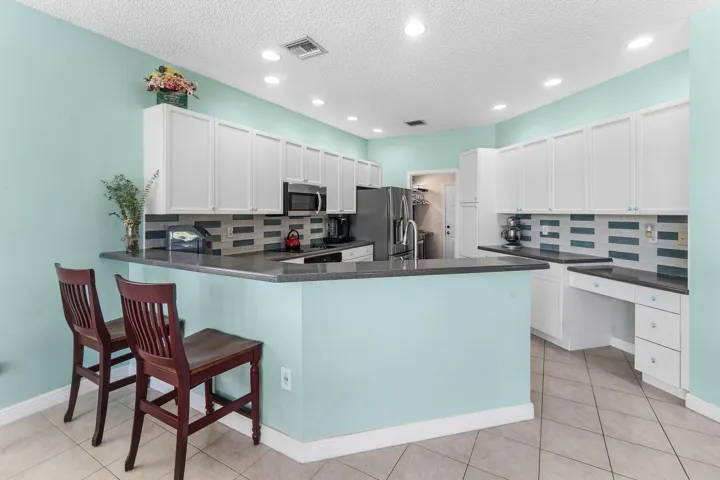 014-2129RestonCircle-RoyalPalmBeach-FL-3