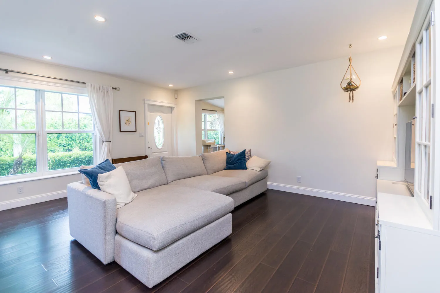 1621 NE 17th Way Fort-large-009-027-DSC