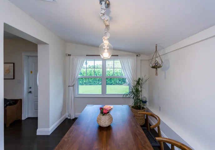 1621 NE 17th Way Fort-large-018-013-DSC
