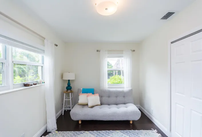 1621 NE 17th Way Fort-large-028-003-DSC