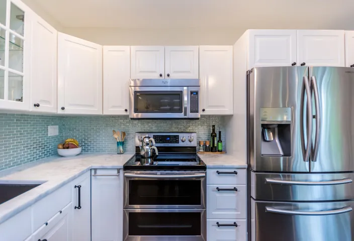 1621 NE 17th Way Fort-large-015-044-DSC