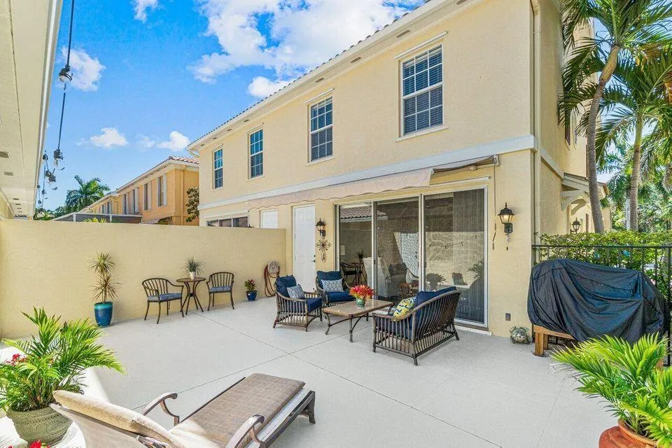 Property photo 28