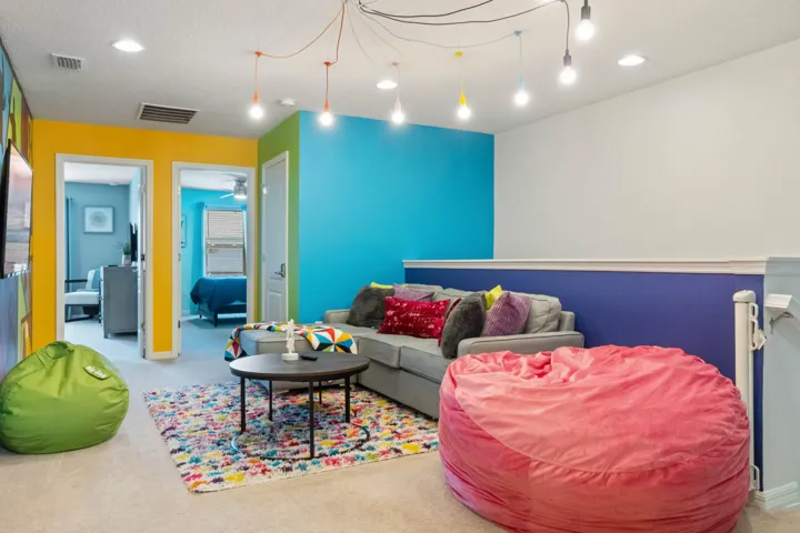 2431-dubai-street--four-corners--fl-3474
