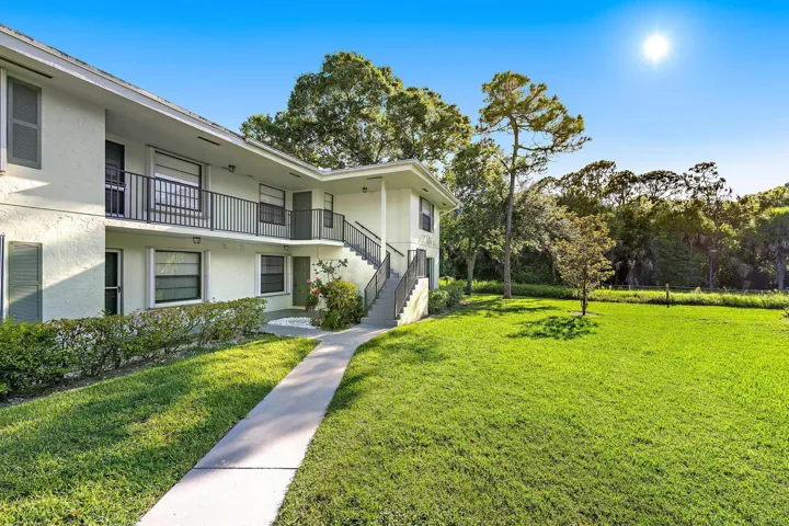 1901 Sabal Ridge, D