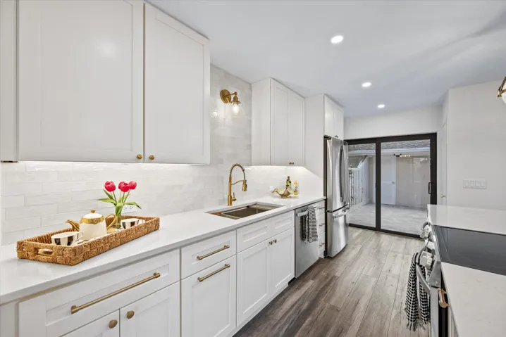 3733 Cape Pointe Cir (7)