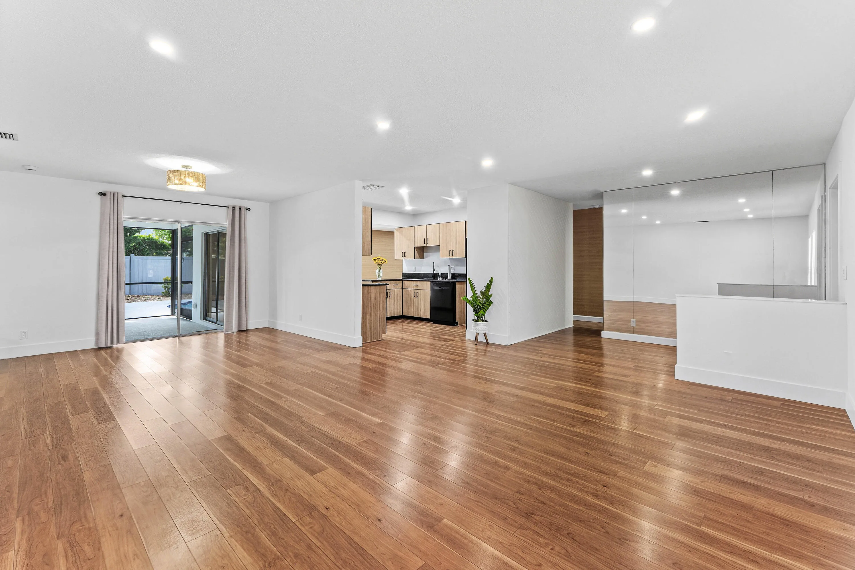 living / dining