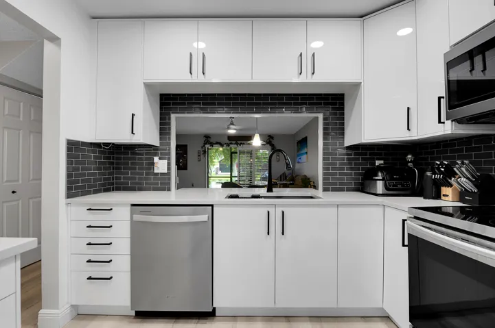 Beautifully remodeled Kitchen