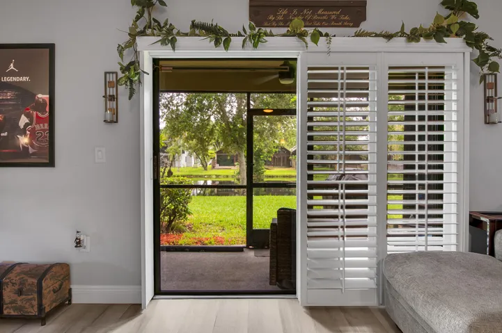 Sliding Doors to your private screened patio and lake views perfect for morning coffee or glass of wine at the end of the day.