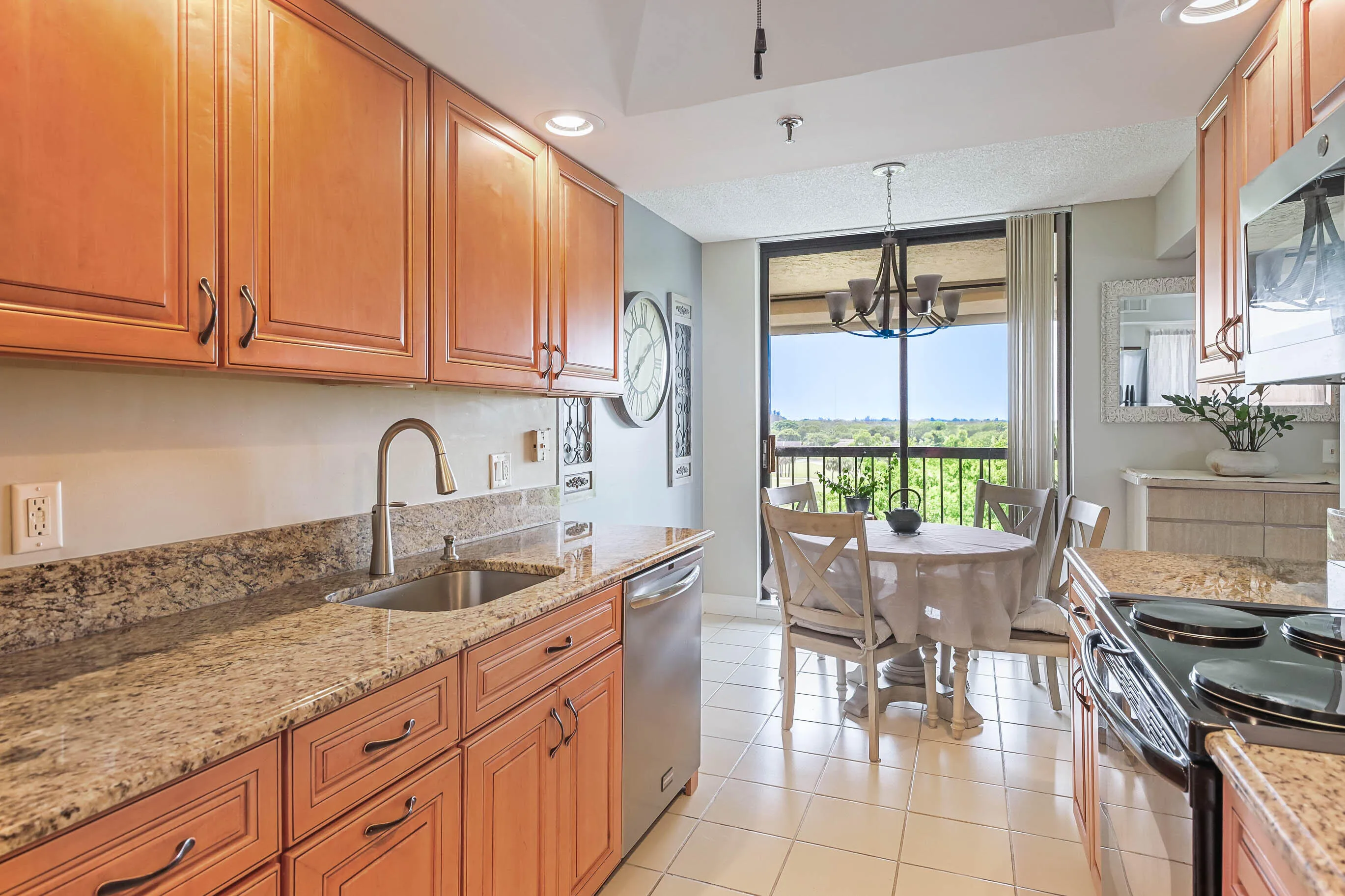 5279 Fountains Dr 703 (15)