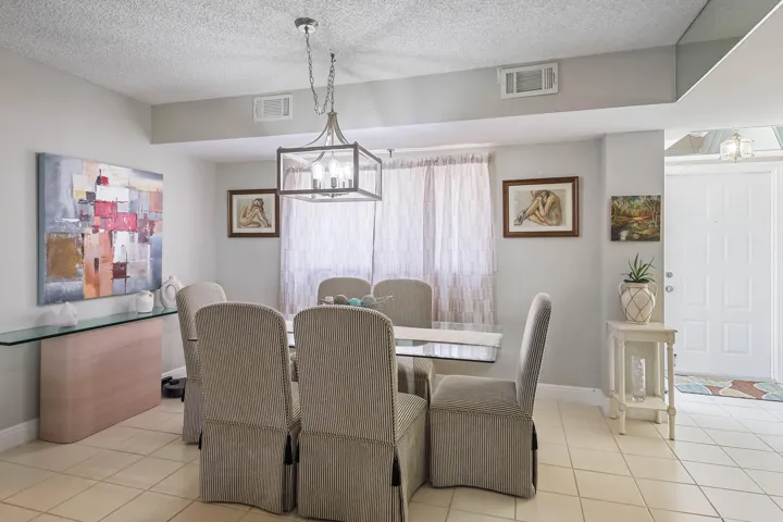 5279 Fountains Dr 703 (9)