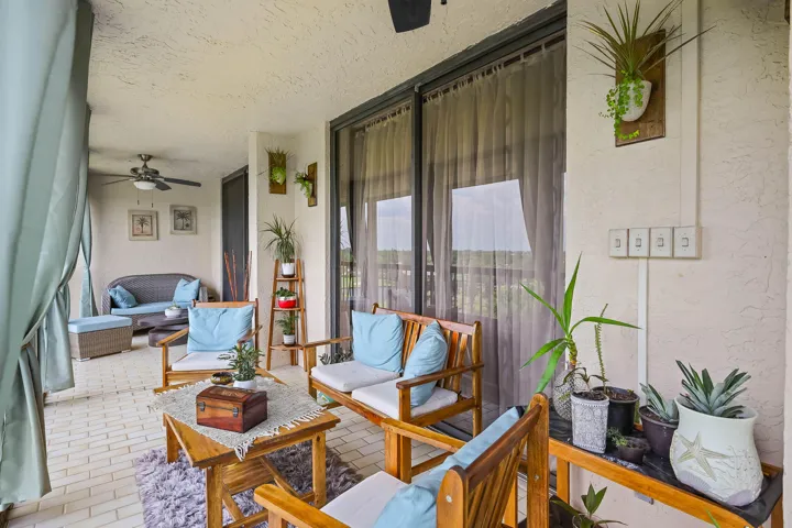 5279 Fountains Dr 703 (31)