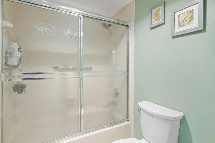 5279 Fountains Dr 703 (27)