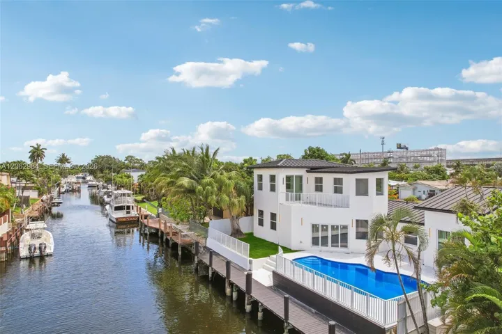 Photo 97