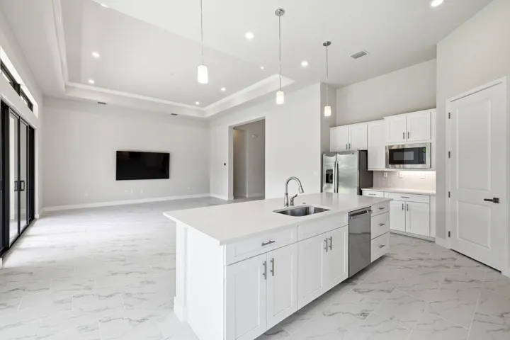 Kitchen/Open Living