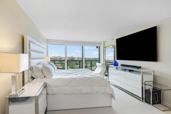 010-250SouthOceanBoulevard-10C-BocaRaton