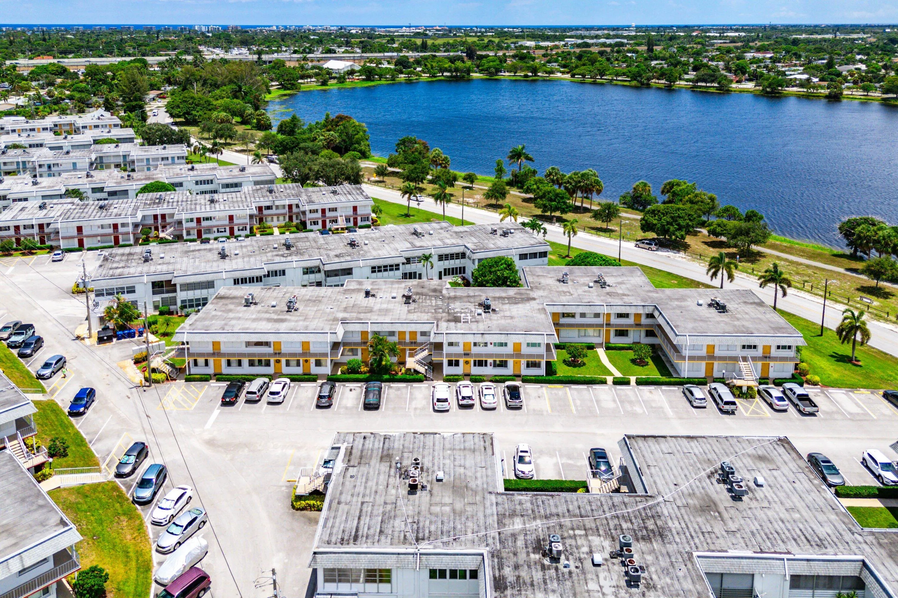 025-3120LakeOsborneDrive-106-LakeWorthBe