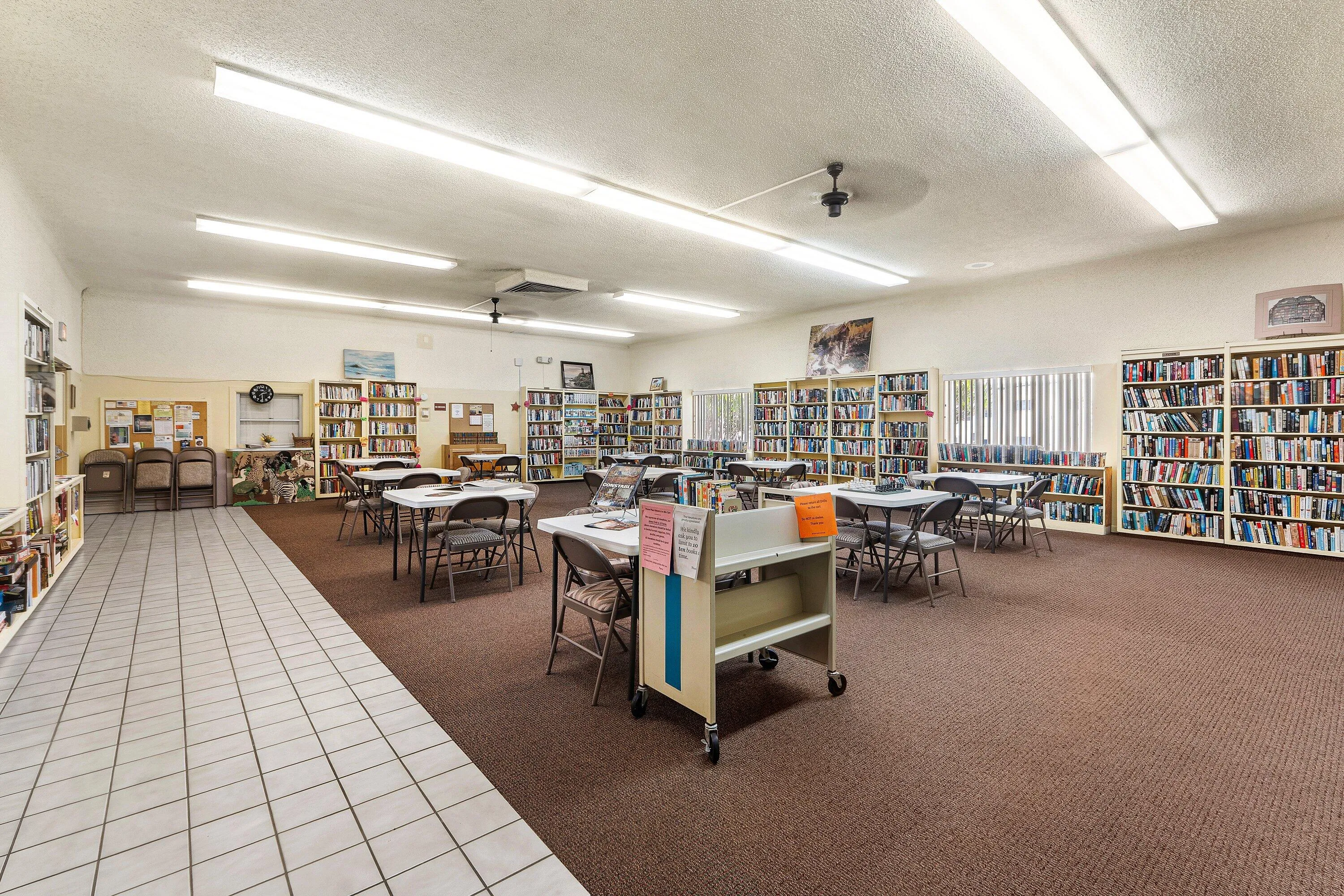 036-3160LakeOsborneDrive-206-LakeWorthBe