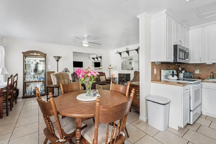 005-3120LakeOsborneDrive-106-LakeWorthBe